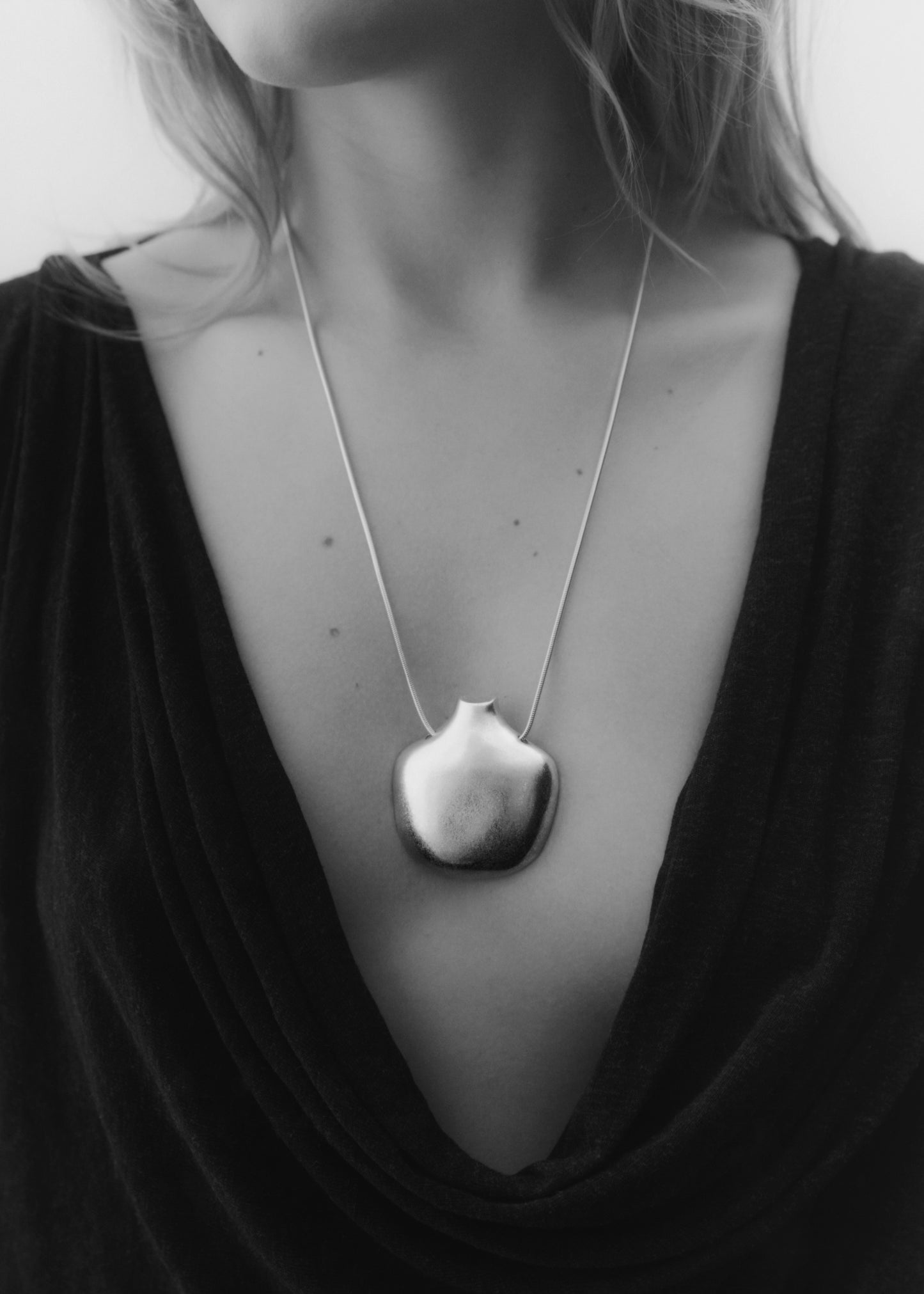 SOLAR NECKLACE - GOLD