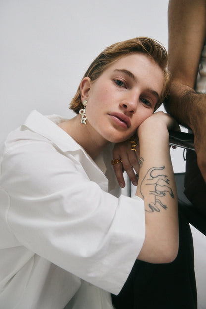 AUR LOGO OHRRINGE - GOLD