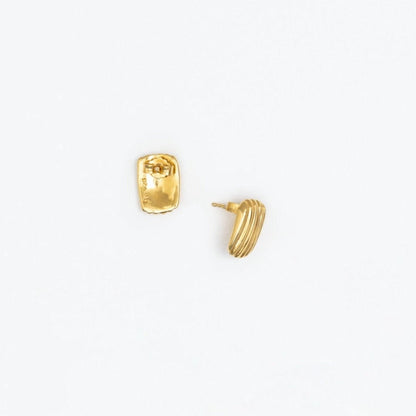 Gold studs