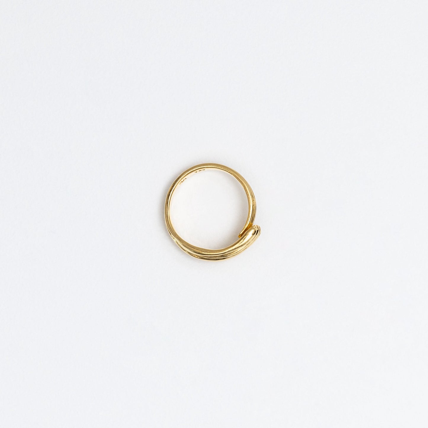 Adjustable gold ring from above