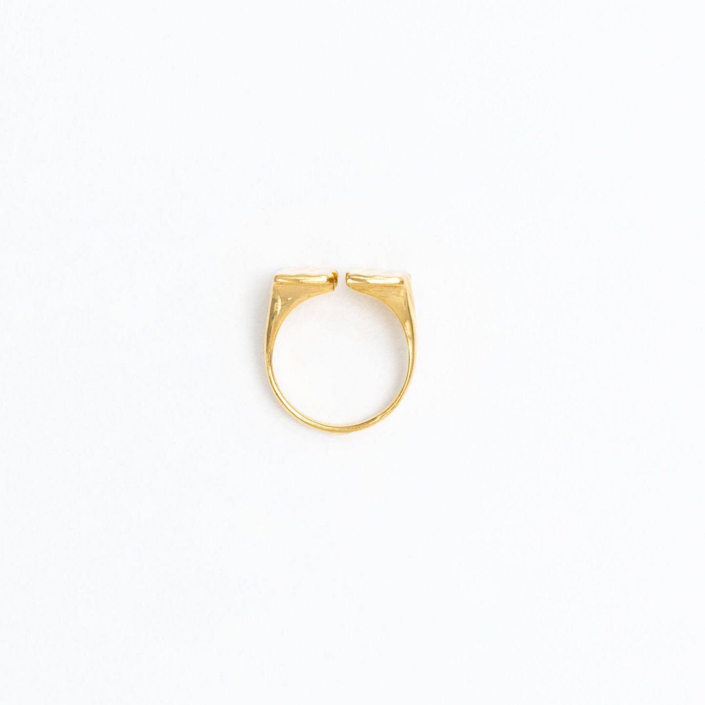 Adjustable gold ring, from above