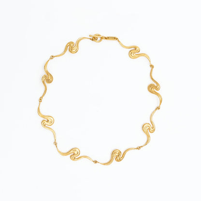 Gold chain necklace